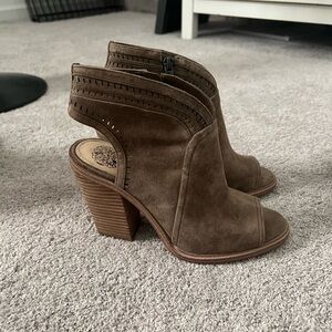 Vince camuto heel